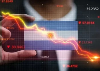 El riesgo país sigue cayendo y se acerca a los 500 puntos