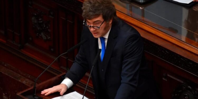 Cuándo entra en vigencia la reforma laboral de Milei que sancionó el Congreso