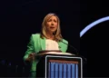 Myriam Bregman llama “aloe vera” a Manuel Adorni por sus estrategias