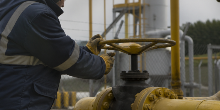 Interrupción del suministro de gas a estaciones de servicio e industrias