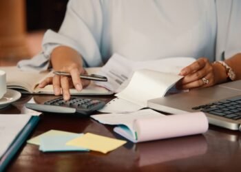 Aumento de la Mora en Servicios y Obligaciones Comunes