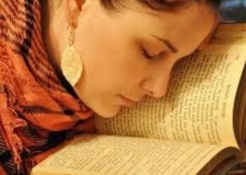 El misterioso aroma de los libros nuevos: la biblioosmia que cautiva