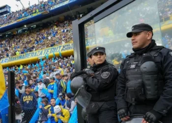 Control Riguroso en el Partido Boca Juniors vs Universidad Católica: 23 Hinchas Chilenos Prohibidos y 42 Trapitos Detenidos