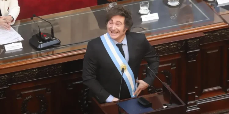El Senado aprueba la prórroga del Programa Nacional de Entrega Voluntaria de Armas mientras la inflación muestra signos de alivio