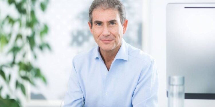 Quién es Maurice Ostro, el empresario que se reunirá con Javier Milei