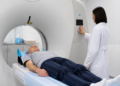 Estudio revela que una tomografía anual puede reducir en un 25% las muertes por cáncer de pulmón
