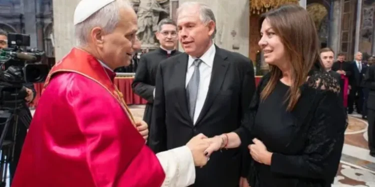 León XIV se reúne con Sandra Pettovello en el Vaticano. Su posible visita a Argentina en Noviembre