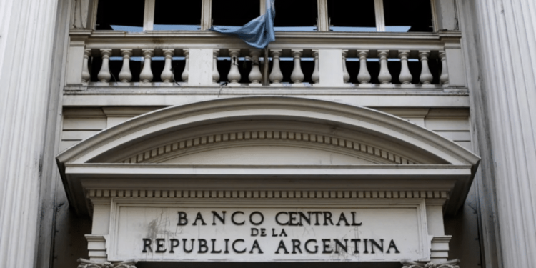 El Tesoro emite nueva letra intransferible para el Banco Central por US$3,8 millones