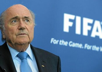 Joseph Blatter critica la decisión de la FIFA sobre el ‘Caso Balogun’ y cuestiona a Gianni Infantino