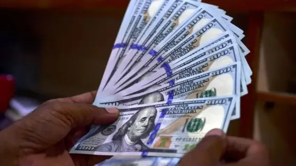 Dólar: se define el umbral de la banda cambiaria para fines de agosto
