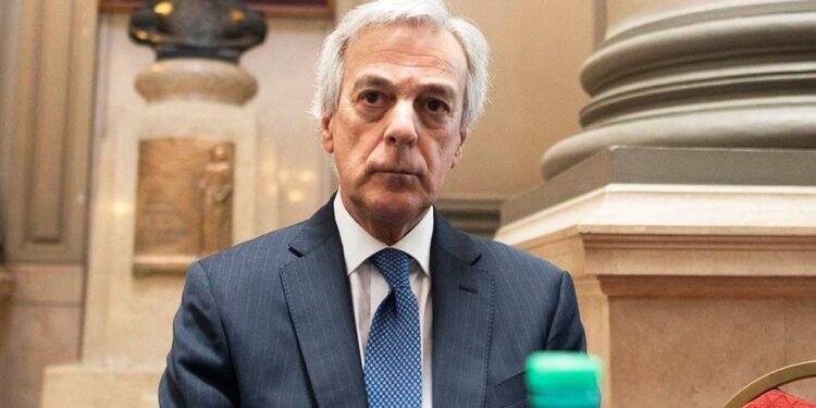 La Justicia autoriza al juez Martín Irurzun a solicitar a la Corte Suprema su permanencia en la Cámara Federal