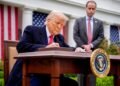 Trump establece aranceles del 50% a productos canadienses en medio de controversia por automóviles y lácteos