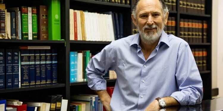 La perspectiva de un arquitecto del 1 a 1: “Sin incertidumbre cambiaria, las tasas de interés se desploman y la actividad repunta”