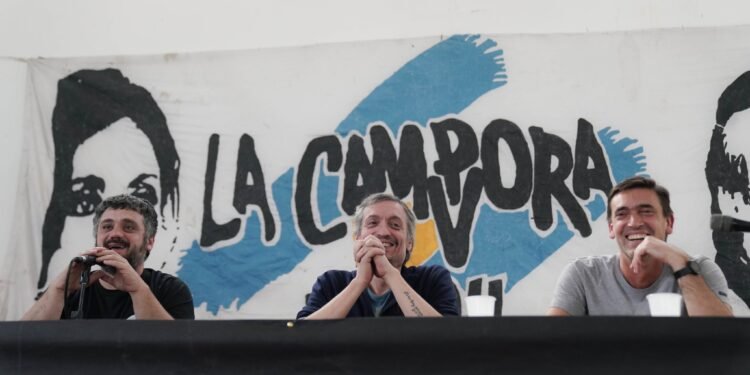 La encrucijada opositora: Entre el debate identitario y la realidad económica