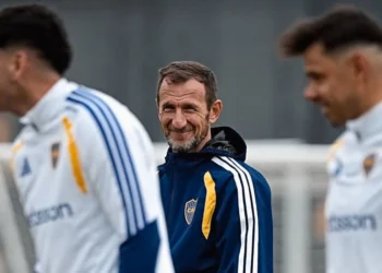 Sanción de la Conmebol a Boca y su entrenador por infracción en la Copa Sudamericana