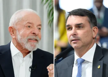 Flávio Bolsonaro critica a Lula por generar una crisis con Argentina