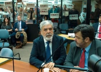 Confirmación del procesamiento de Julio de Vido y su esposa por enriquecimiento ilícito