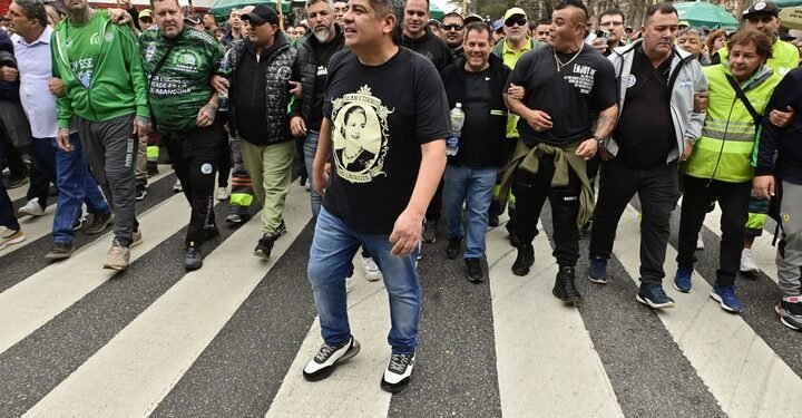 Pablo Moyano anticipa un aumento en la conflictividad social y alerta al peronismo