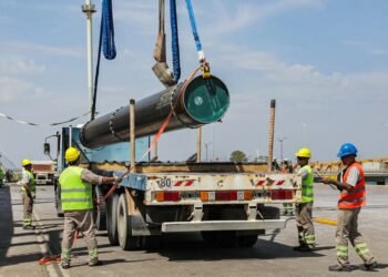 Las exportaciones argentinas alcanzan los USD 100.000 millones, pero el empleo formal se estanca