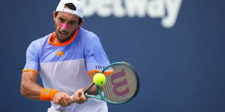 Thiago Tirante sorprende al vencer a Novak Djokovic en el Masters 1000 de Cincinnati