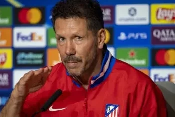 Simeone se pronuncia sobre la permanencia de Julián Álvarez en el Atlético de Madrid