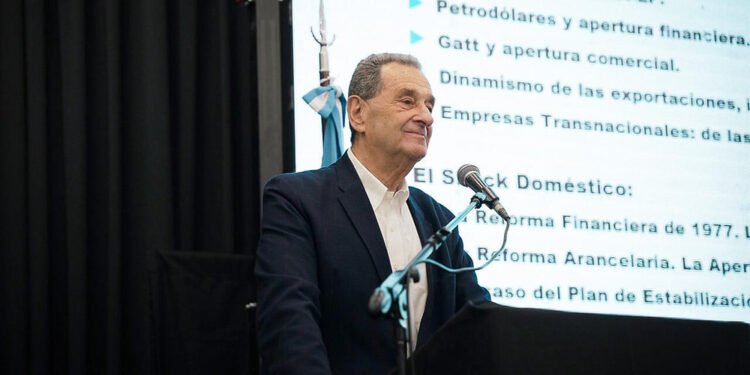 Bernardo Kosacoff: “La industria argentina es parte de la solución, no del problema”