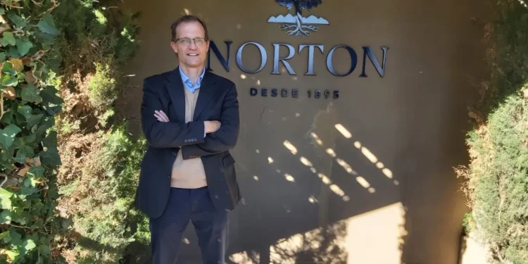 Crisis y litigios en Bodega Norton: un panorama complejo tras la muerte de su accionista principal