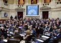 El Gobierno anticipa su rechazo a las iniciativas de la oposición para asistir a morosos