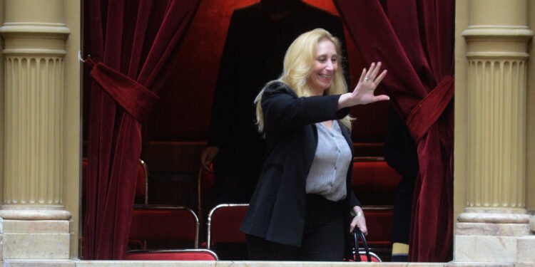 Karina Milei lidera reunión política antes de una sesión crucial en Diputados