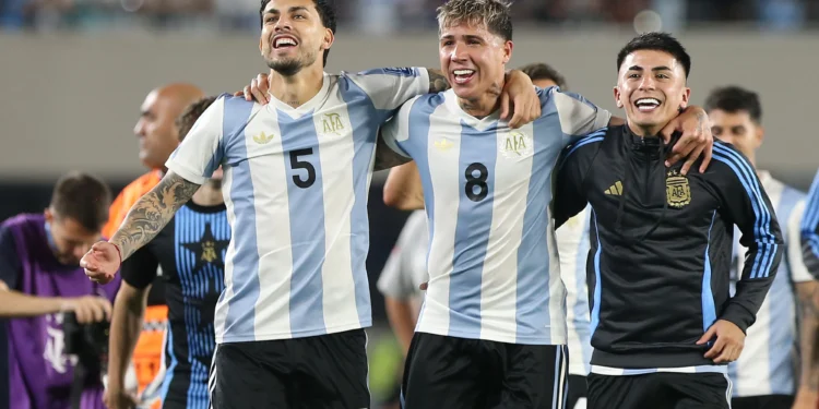 Argentinos que cambiaron de club tras el Mundial: un análisis de las transferencias más relevantes