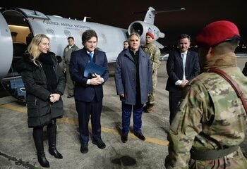 El peronismo en Córdoba: entre la búsqueda de alianzas y la reelección de Llaryora
