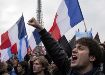 Libertarios franceses se mobilizan en apoyo a Milei