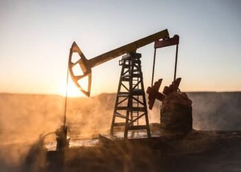 Los precios del petróleo se elevan tras el rechazo de Trump a la tregua de Irán en Ormuz