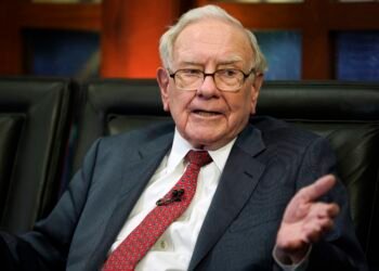 La estrategia de inversión de Warren Buffett que perdura tras cinco décadas